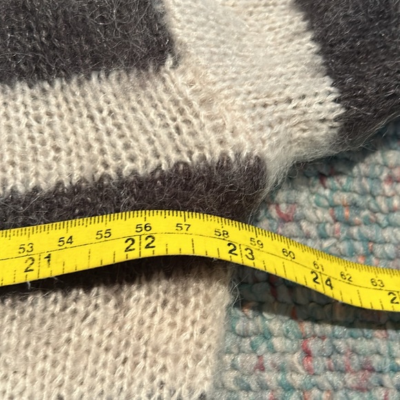 NWT Ladies size X-Large French Connection Sweater “super soft” - Picture 6 of 11